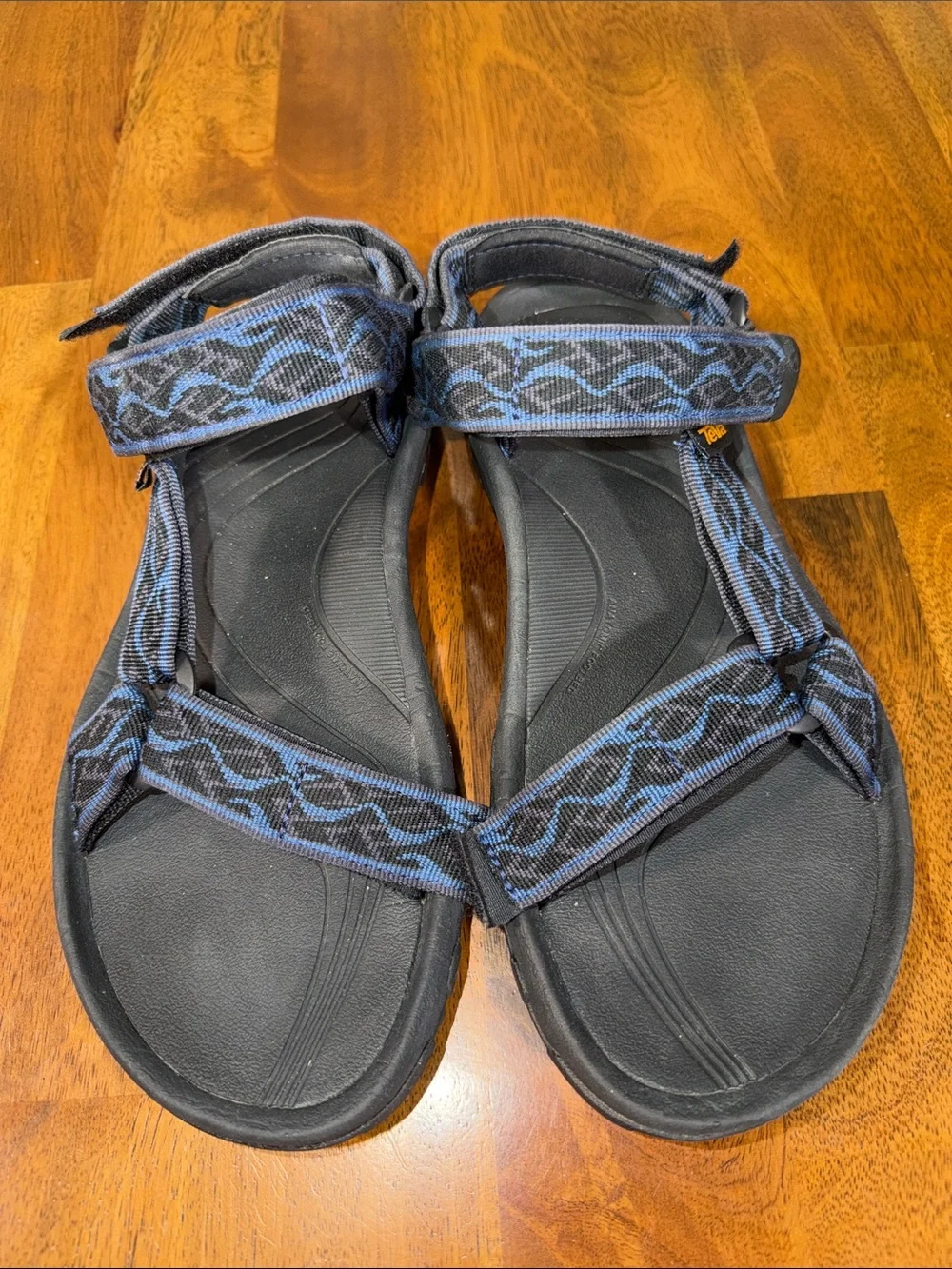 Teva  hurricane 8 Men's Navy and Black Patterned Strap Sandal